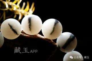 和田玉手串不值钱?这几种极品手串,一串就是一辆车!
