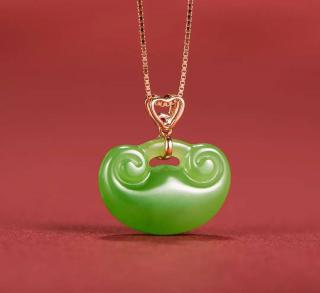 新春贺"礼"和田玉首饰作品专场今晚十点截拍